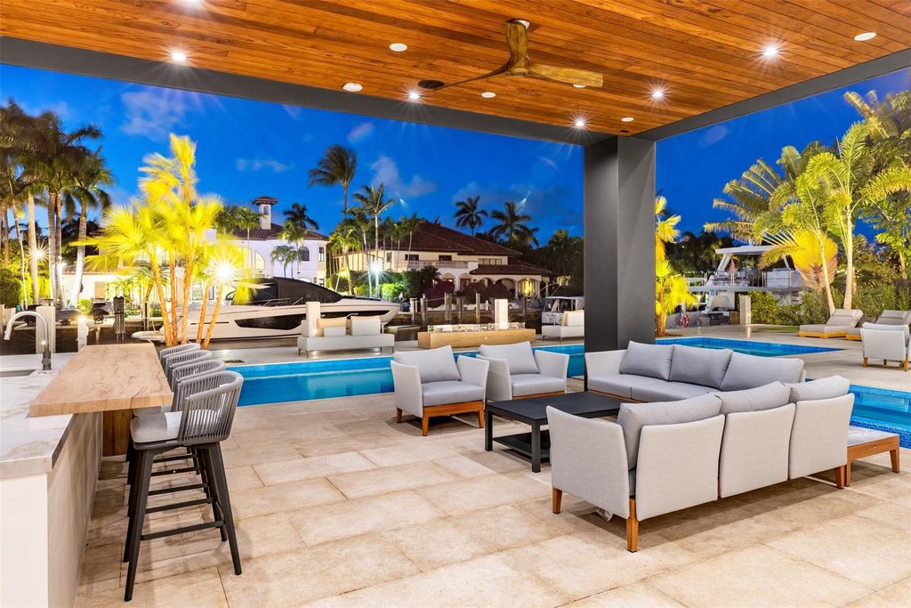 Indulge in unparalleled luxury at 2733 NE 16th St, Fort Lauderdale, FL 33304—an exceptional 5-bedroom, 7-bathroom estate built in 2024 in Coral Ridge.