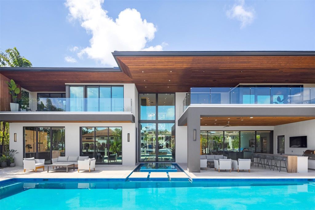 Indulge in unparalleled luxury at 2733 NE 16th St, Fort Lauderdale, FL 33304—an exceptional 5-bedroom, 7-bathroom estate built in 2024 in Coral Ridge.