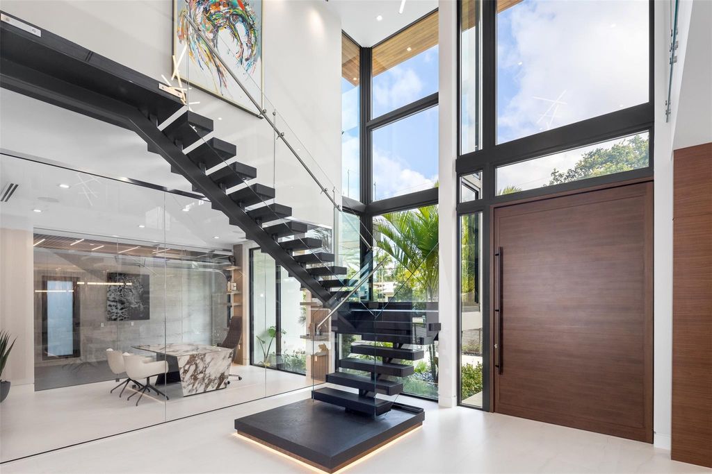 Indulge in unparalleled luxury at 2733 NE 16th St, Fort Lauderdale, FL 33304—an exceptional 5-bedroom, 7-bathroom estate built in 2024 in Coral Ridge.