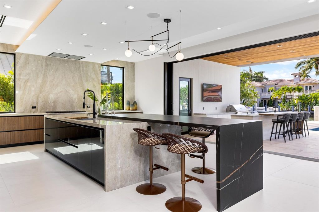 Indulge in unparalleled luxury at 2733 NE 16th St, Fort Lauderdale, FL 33304—an exceptional 5-bedroom, 7-bathroom estate built in 2024 in Coral Ridge.