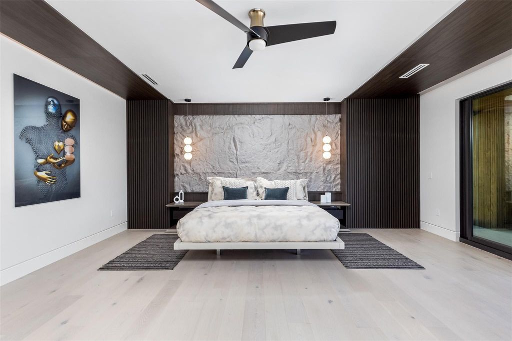 Indulge in unparalleled luxury at 2733 NE 16th St, Fort Lauderdale, FL 33304—an exceptional 5-bedroom, 7-bathroom estate built in 2024 in Coral Ridge.