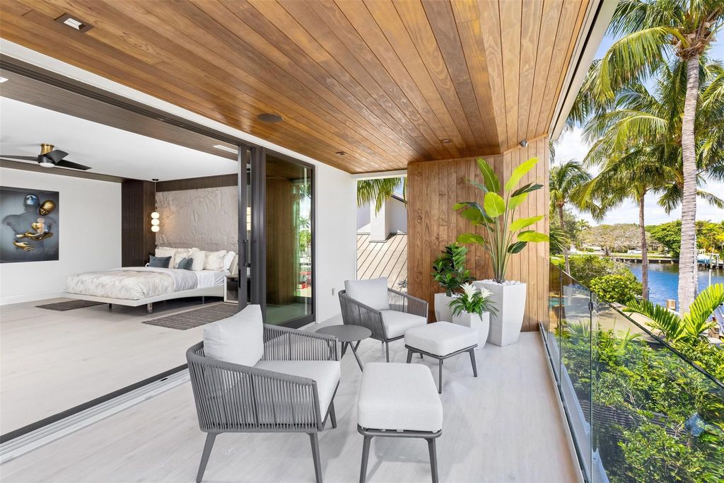 Indulge in unparalleled luxury at 2733 NE 16th St, Fort Lauderdale, FL 33304—an exceptional 5-bedroom, 7-bathroom estate built in 2024 in Coral Ridge.
