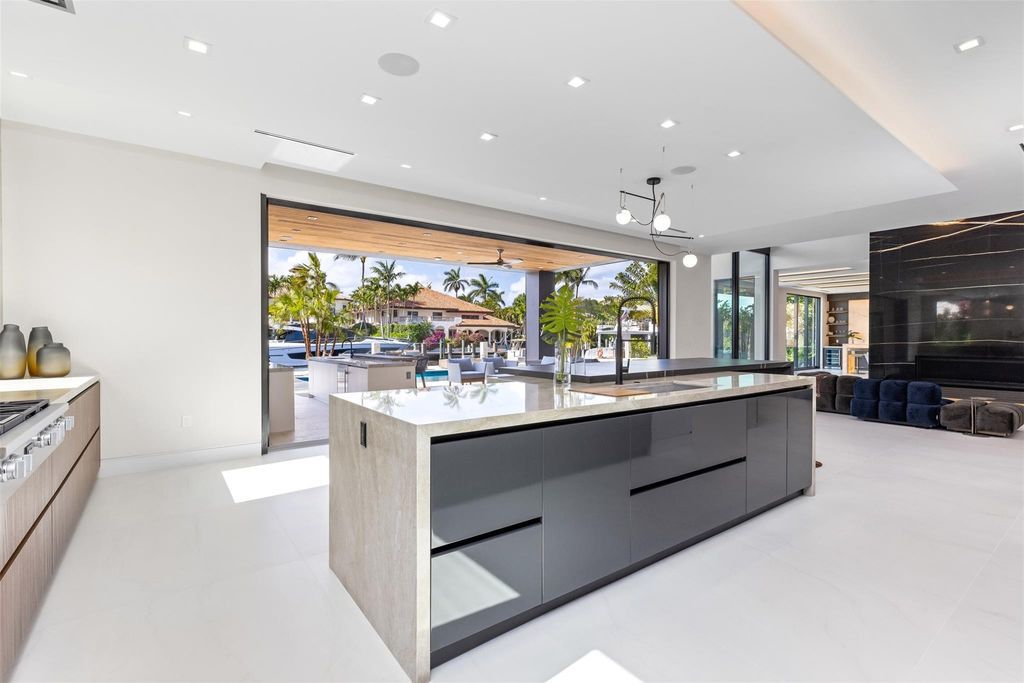 Indulge in unparalleled luxury at 2733 NE 16th St, Fort Lauderdale, FL 33304—an exceptional 5-bedroom, 7-bathroom estate built in 2024 in Coral Ridge.