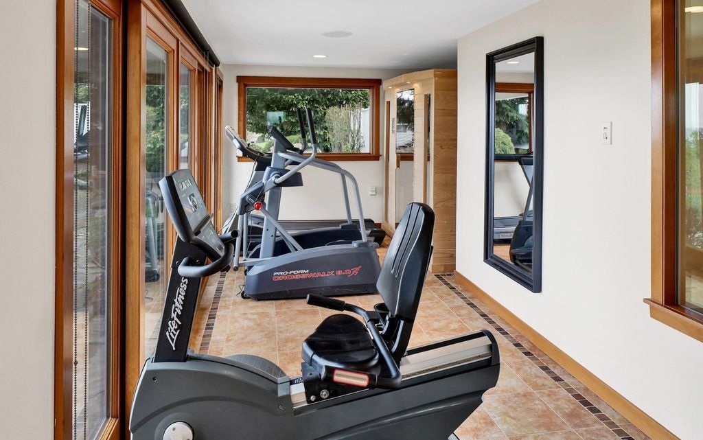 Luxurious Washington Home with Spectacular Views of Dot Island the Bay Offered at 2.695 Million 35