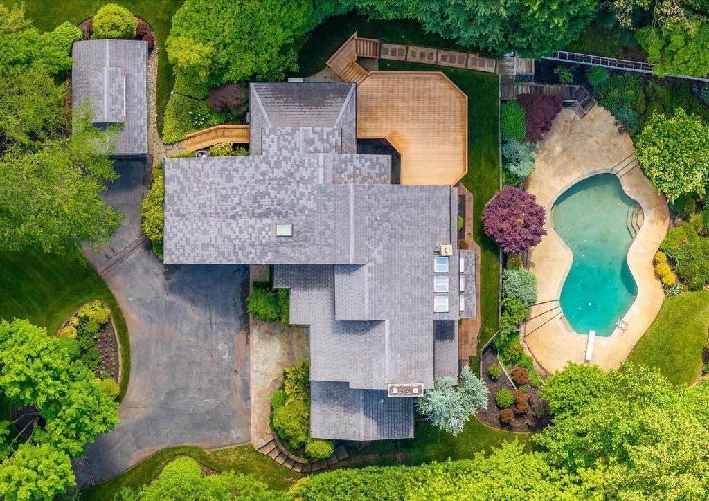 Luxurious Waterfront Haven Marylands Ultimate Boaters Paradise for 3.5 Million 57