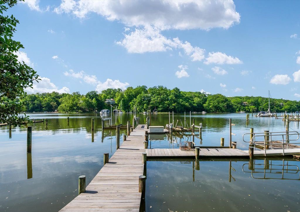 Luxurious Waterfront Haven Marylands Ultimate Boaters Paradise for 3.5 Million 59
