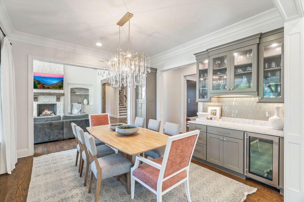 Luxury Redefined Exquisite One of a Kind Residence in Tennessee Offered at 3.45 Million 15