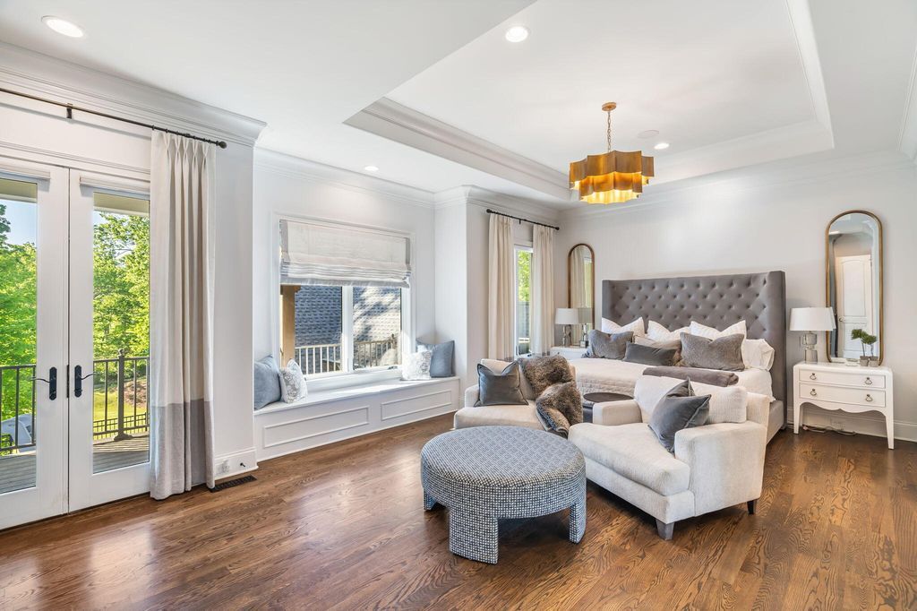 Luxury Redefined Exquisite One of a Kind Residence in Tennessee Offered at 3.45 Million 21