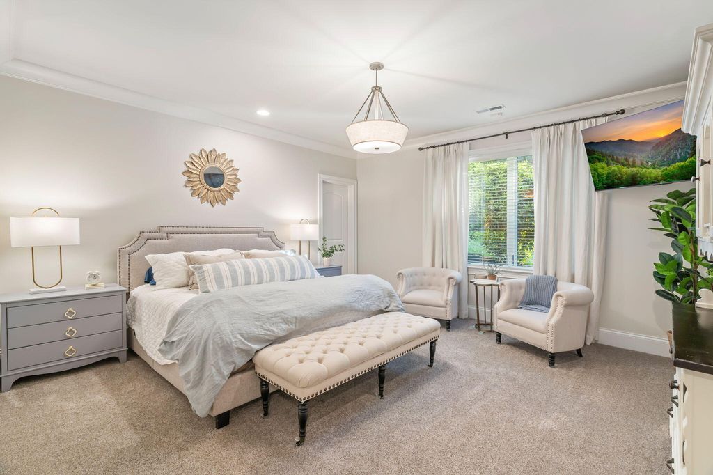 Luxury Redefined Exquisite One of a Kind Residence in Tennessee Offered at 3.45 Million 36