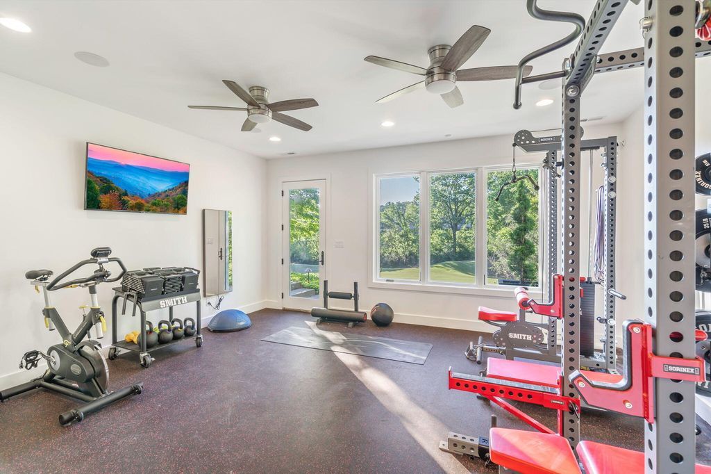 Luxury Redefined Exquisite One of a Kind Residence in Tennessee Offered at 3.45 Million 49