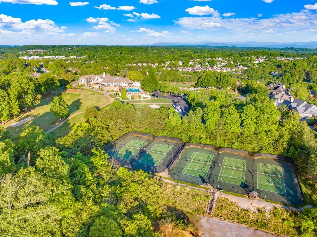 Luxury Redefined Exquisite One of a Kind Residence in Tennessee Offered at 3.45 Million 57