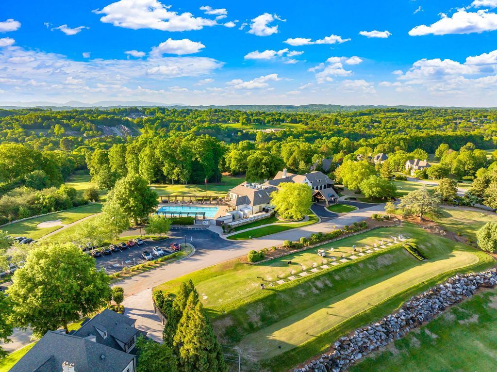 Luxury Redefined Exquisite One of a Kind Residence in Tennessee Offered at 3.45 Million 58