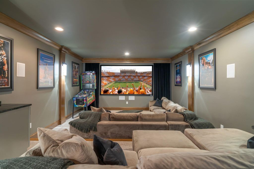 Luxury Redefined Exquisite One of a Kind Residence in Tennessee Offered at 3.45 Million 6