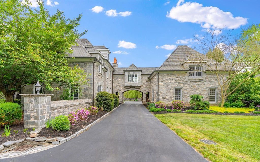 Majestic Pennsylvania Estate on Over 10 Acres Listed for 4.5 Million 10