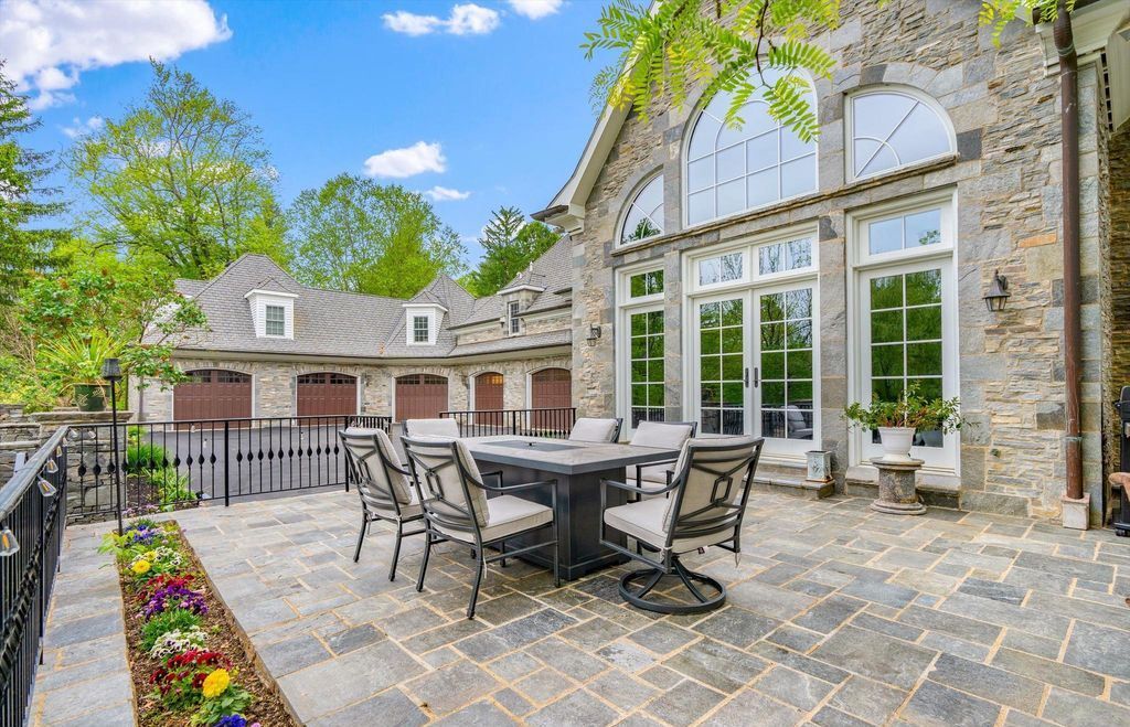 Majestic Pennsylvania Estate on Over 10 Acres Listed for 4.5 Million 15