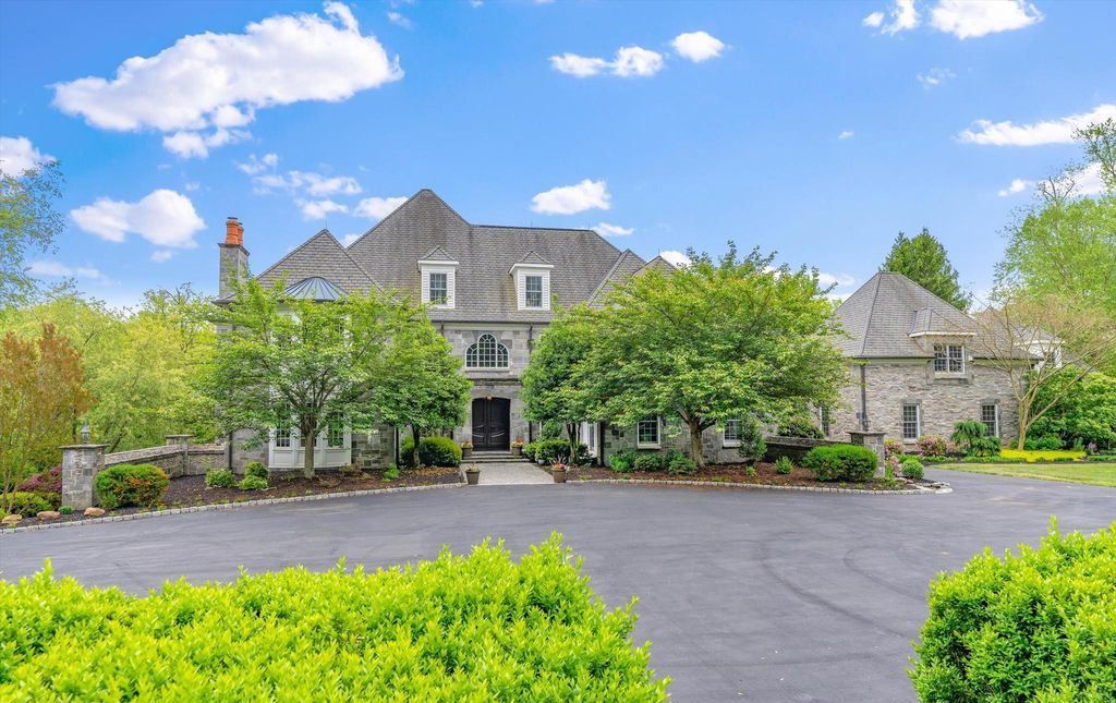 Majestic Pennsylvania Estate on Over 10 Acres Listed for 4.5 Million 3