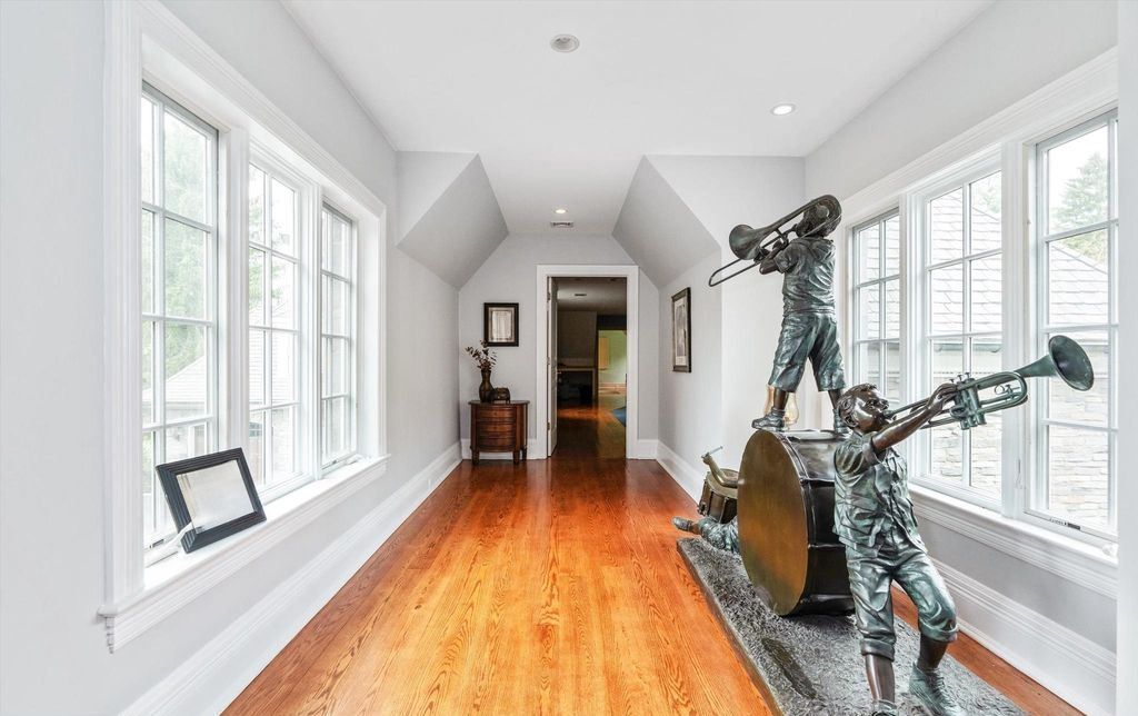 Majestic Pennsylvania Estate on Over 10 Acres Listed for 4.5 Million 47