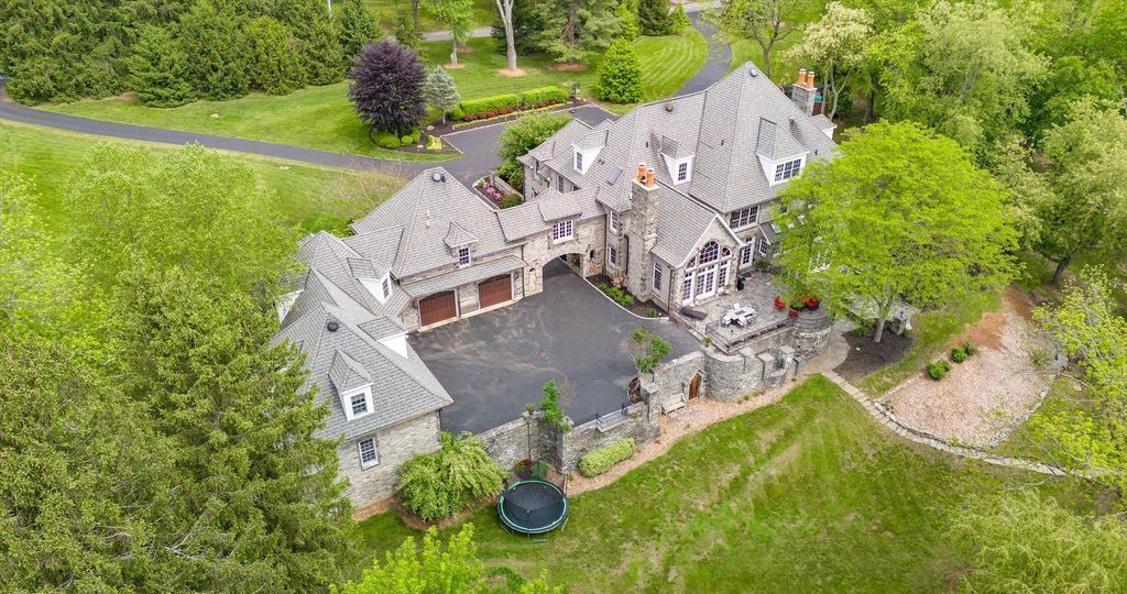 Majestic Pennsylvania Estate on Over 10 Acres Listed for 4.5 Million 6