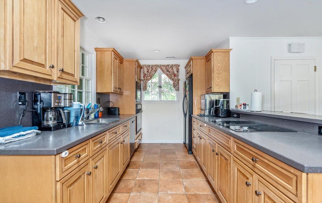 Majestic Pennsylvania Estate on Over 10 Acres Listed for 4.5 Million 67