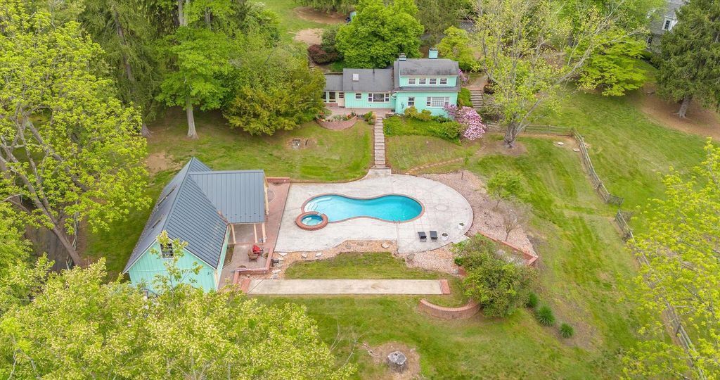 Majestic Pennsylvania Estate on Over 10 Acres Listed for 4.5 Million 7