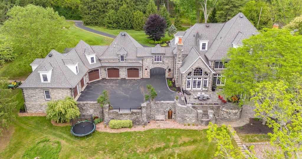 Majestic Pennsylvania Estate on Over 10 Acres Listed for 4.5 Million 8