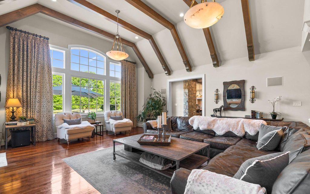 Maryland Equestrian Estate A Showcase of Unrivaled Quality and Sophistication Listed at 2995000 25
