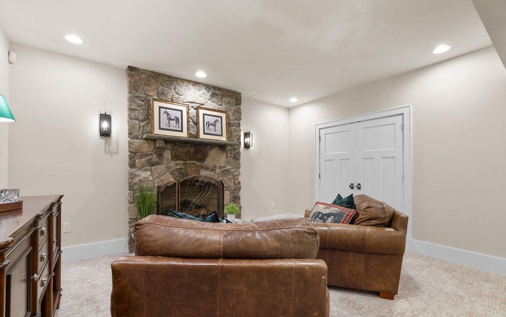 Maryland Equestrian Estate A Showcase of Unrivaled Quality and Sophistication Listed at 2995000 70