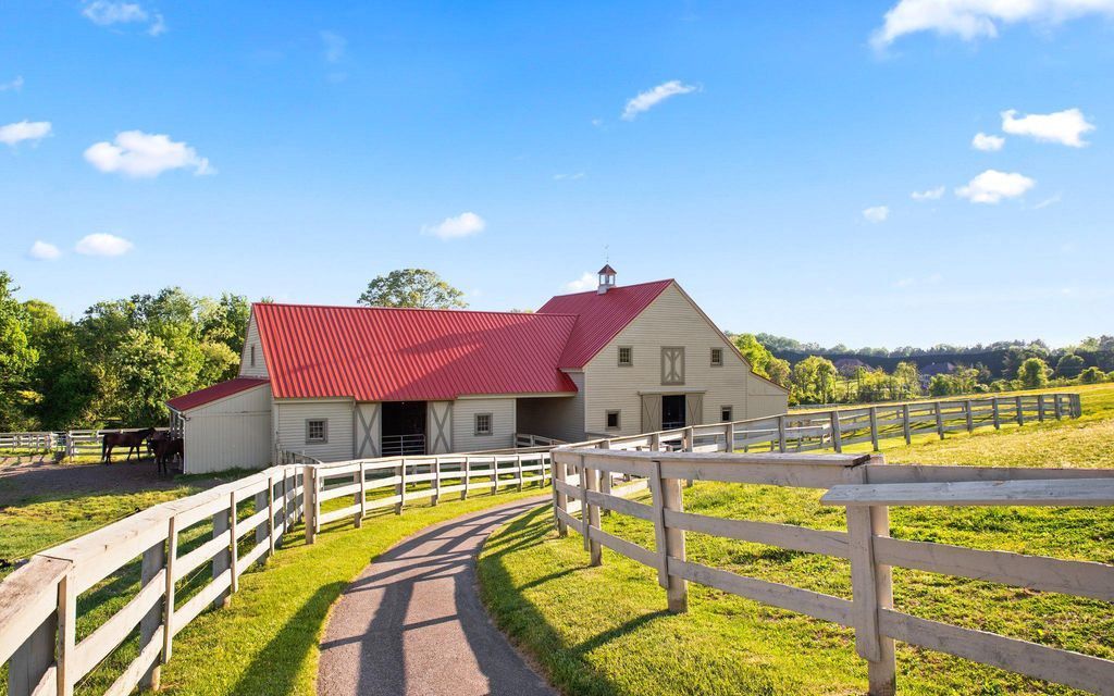 Maryland Equestrian Estate A Showcase of Unrivaled Quality and Sophistication Listed at 2995000 72