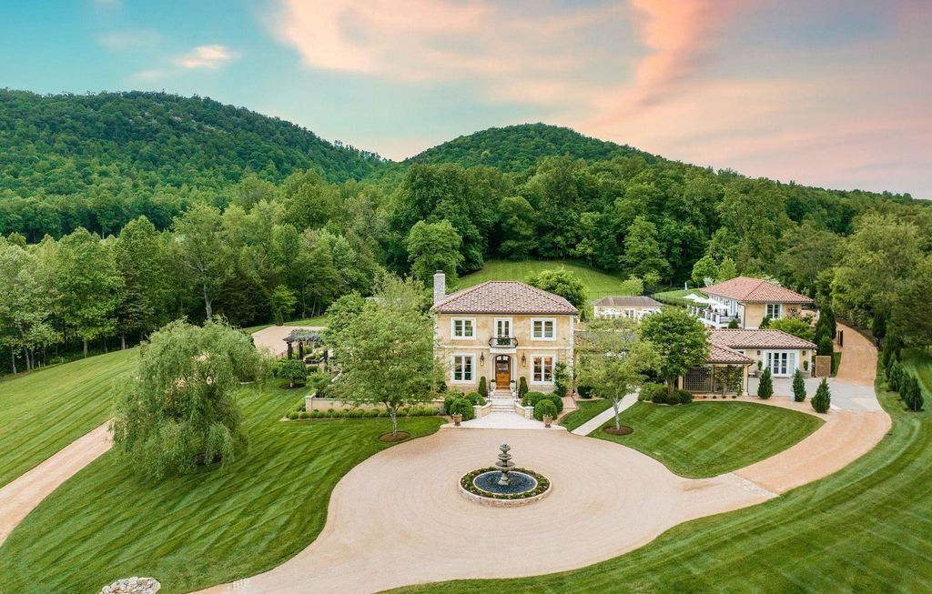 Monte Ventoso an Exquisite Italian Villa Oasis in Madison Virginia Priced at 8.95 Million 10
