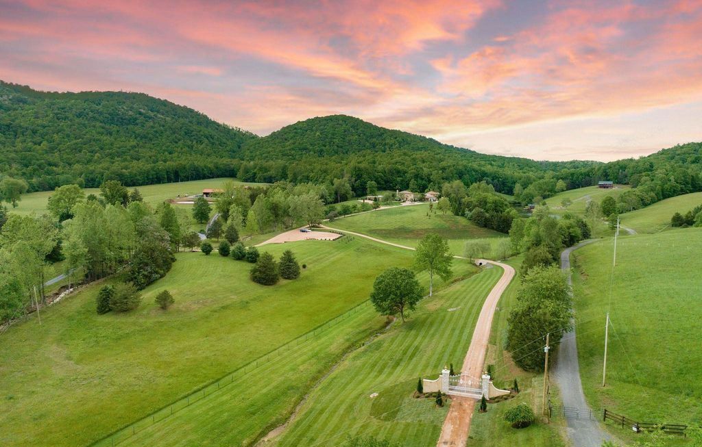 Monte Ventoso an Exquisite Italian Villa Oasis in Madison Virginia Priced at 8.95 Million 4