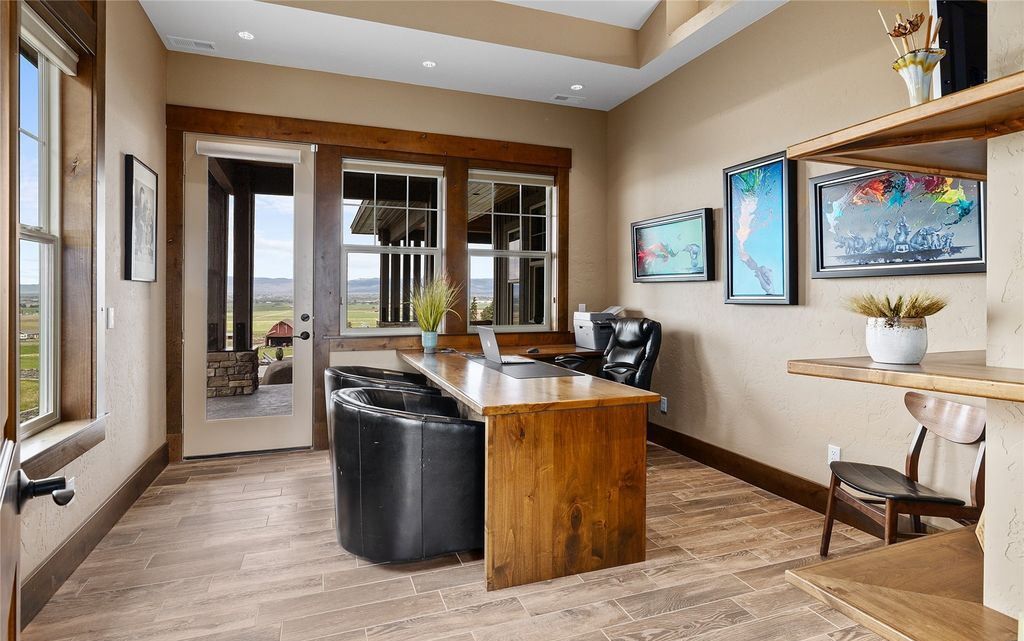 Mountain Retreat Unparalleled Views and Unmatched Luxury in Washington Offered at 3.25 Million 22