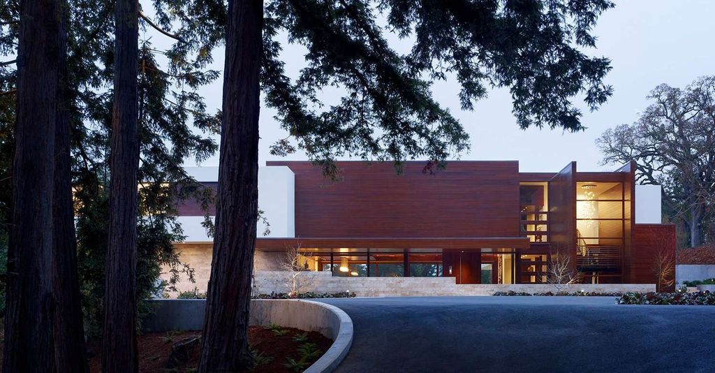 Oz Residence Features L shape by SWATT PARTNERS 2