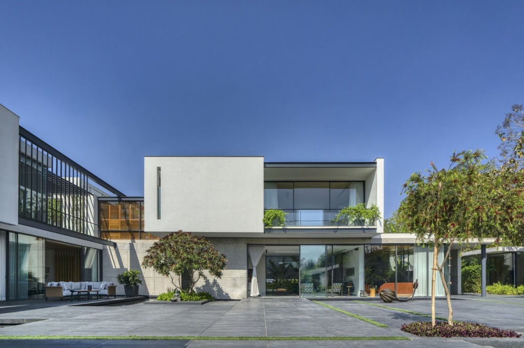 Planar House, Layered Monolithic Volumes by DADA Partners 2 Planar House Layered Monolithic Volumes by DADA Partners 16 1