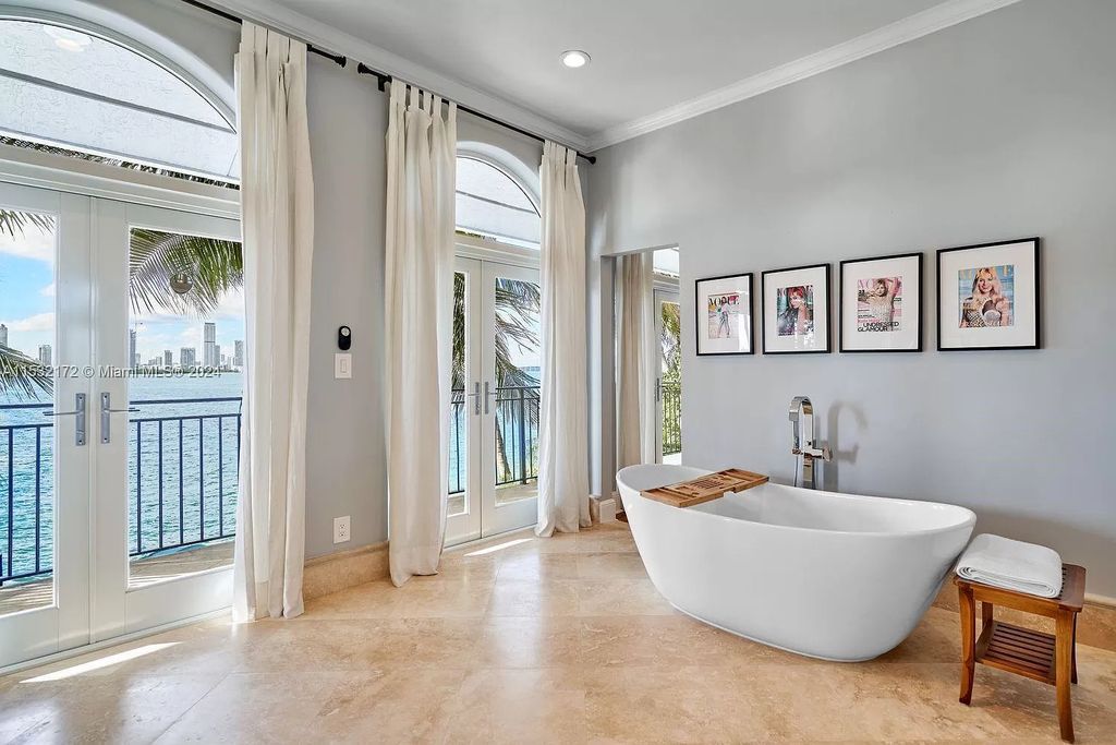 Explore a unique opportunity on the Venetian Islands with this expansive corner lot at 814 W Di Lido Dr, Miami Beach.