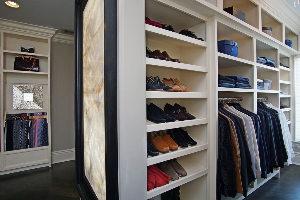 Pure Paradise Awaits Exquisite 3495900 Illinois Home with Resort Style Outdoor Oasis 20