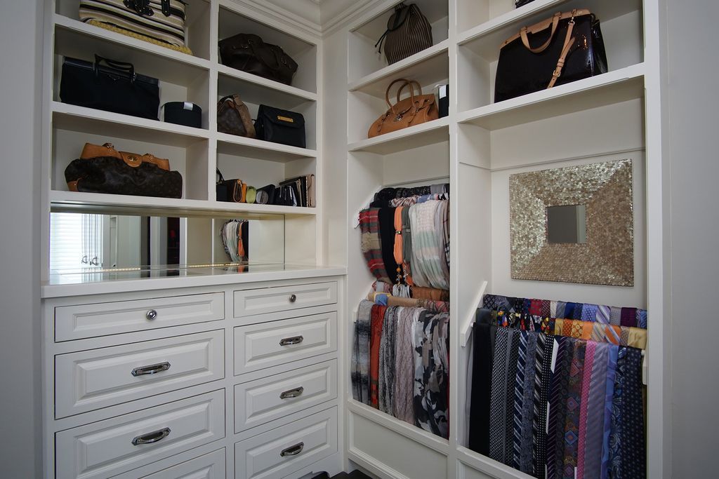 Pure Paradise Awaits Exquisite 3495900 Illinois Home with Resort Style Outdoor Oasis 22