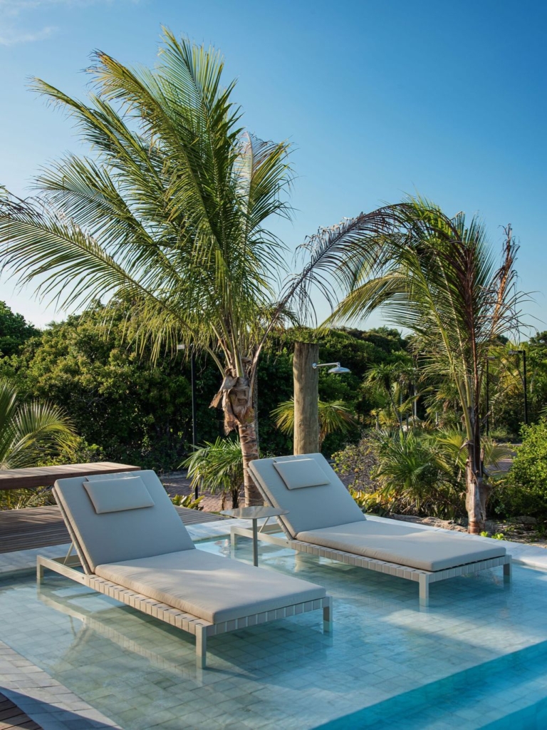 Rendada House A Coastal Haven by Milcent Arquitetura 19