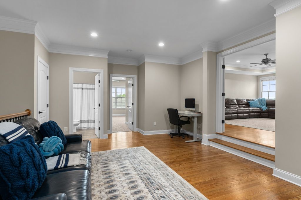 Sophisticated Tennessee Residence Perfect for Effortless Entertaining Priced at 2.275 Million 33
