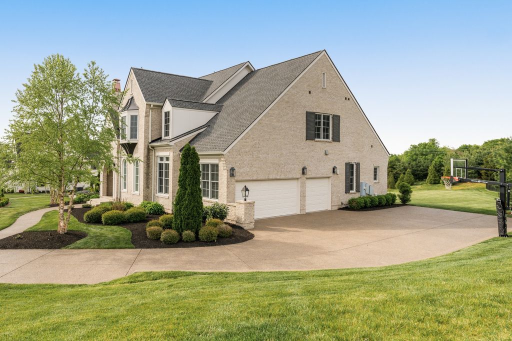 Sophisticated Tennessee Residence Perfect for Effortless Entertaining Priced at 2.275 Million 48
