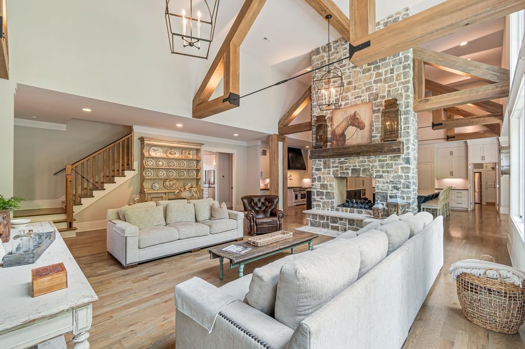 Stunning Tennessee Home in Tranquil Valley Hits Market for 7.25 Million 13