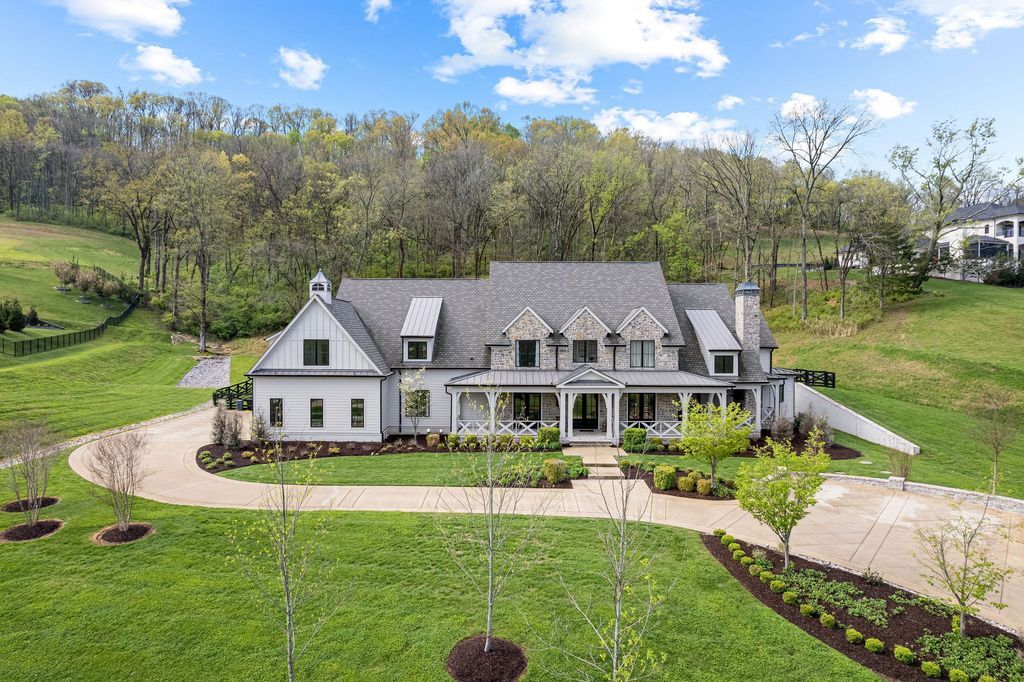 Stunning Tennessee Home in Tranquil Valley Hits Market for 7.25 Million 2