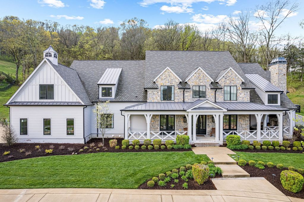 Stunning Tennessee Home in Tranquil Valley Hits Market for 7.25 Million 3