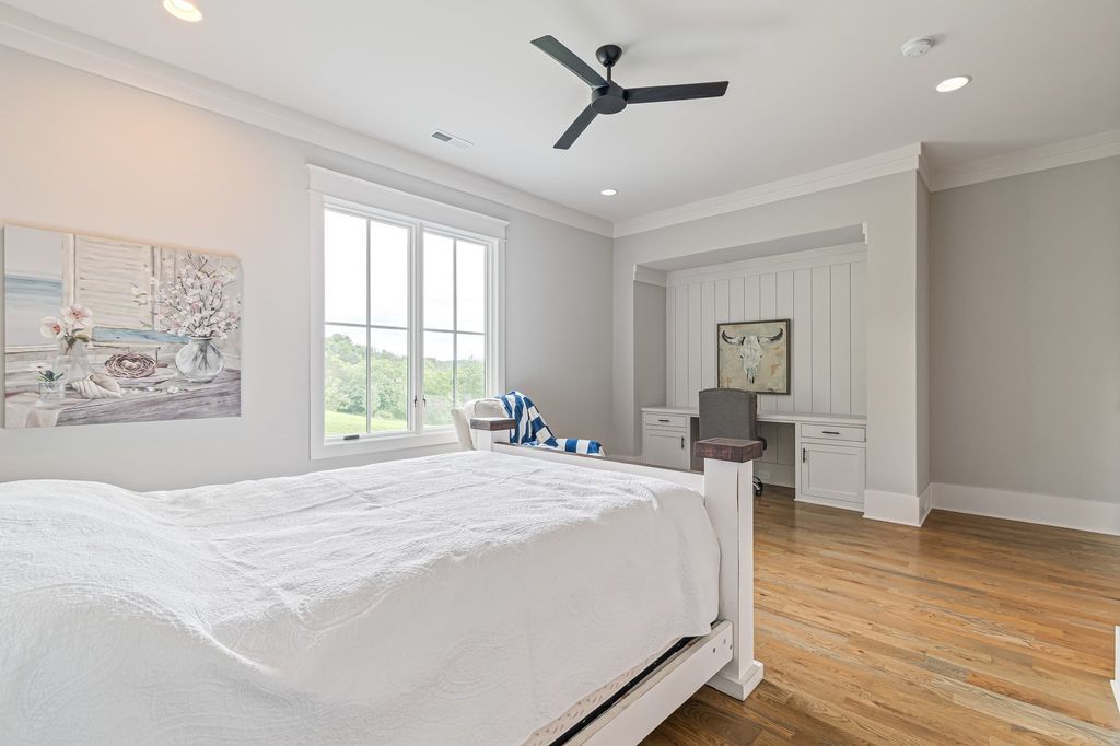 Stunning Tennessee Home in Tranquil Valley Hits Market for 7.25 Million 40