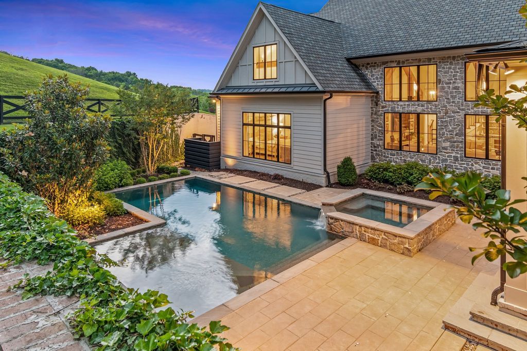 Stunning Tennessee Home in Tranquil Valley Hits Market for 7.25 Million 51