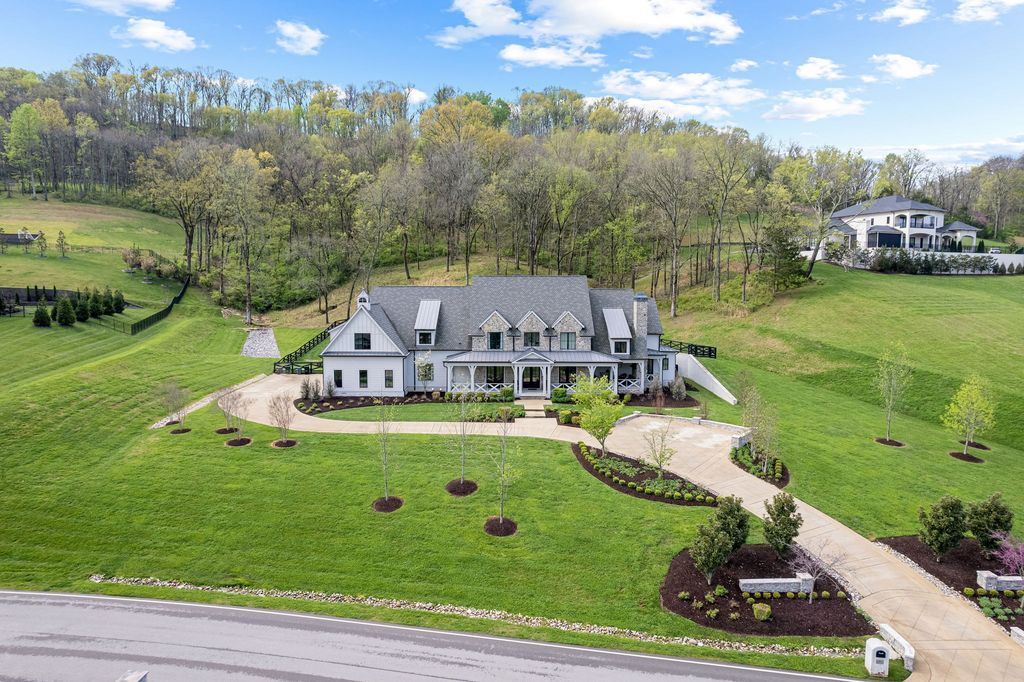 Stunning Tennessee Home in Tranquil Valley Hits Market for 7.25 Million 59