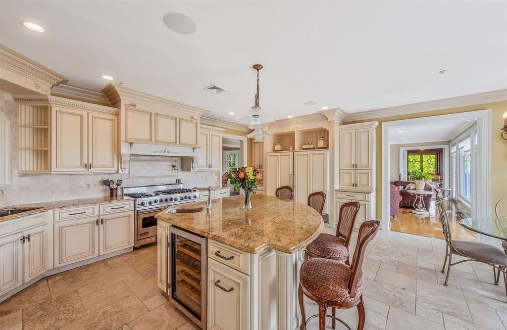 Swan View Colonial Charm in Coastal New York Asking 4.25 Million 12