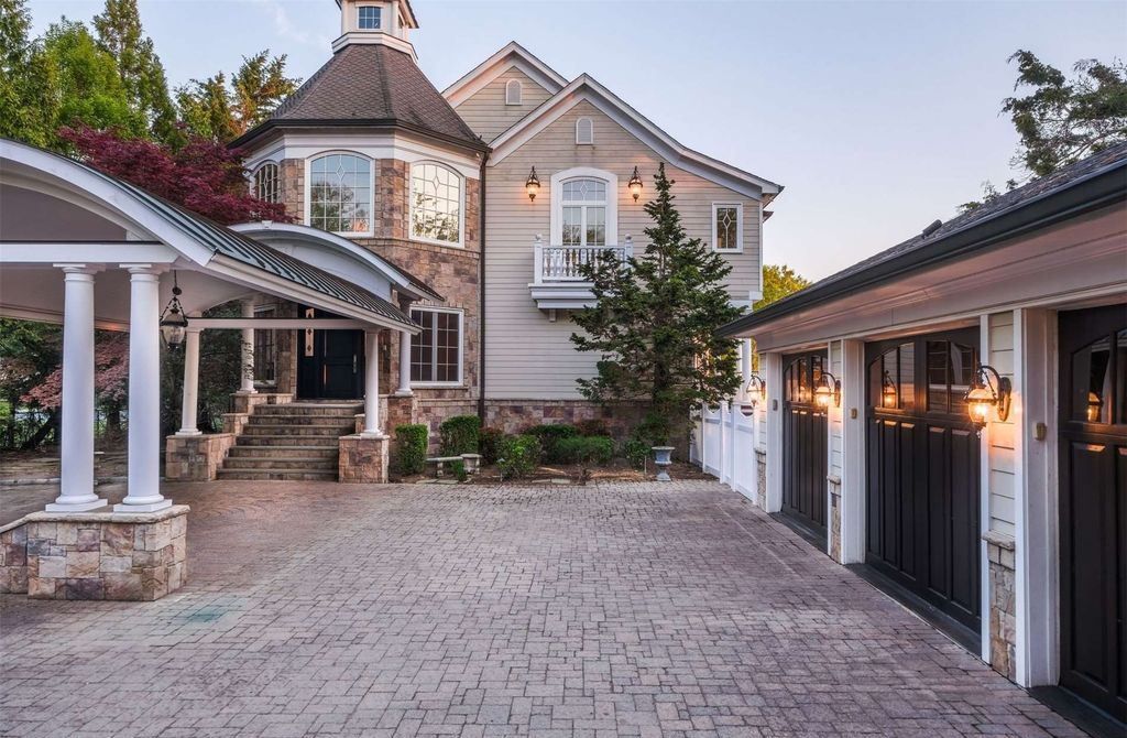 Swan View Colonial Charm in Coastal New York Asking 4.25 Million 2