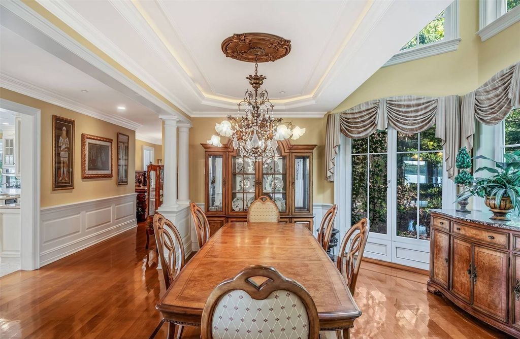 Swan View Colonial Charm in Coastal New York Asking 4.25 Million 21