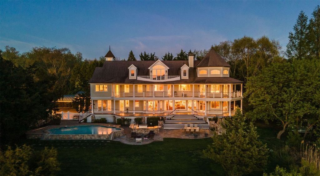 Swan View Colonial Charm in Coastal New York Asking 4.25 Million 22