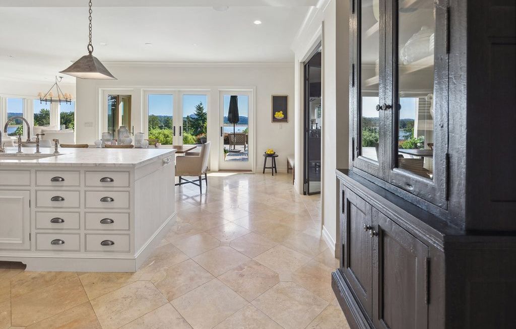 Timeless Elegance Meets Modern Luxury Meticulously Transformed Washington Home Asking 4395000 10 2